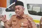 KaDisdikbud-Kalsel-Muhammadun-besuk-siswa-korban-penusukan-di-SMAN-7-Banjarmasin-31072023.jpg