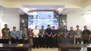 Pembahasan-Forkom-KAMI-digelar-di-Aula-Diskominfo-Kalsel-B.jpg