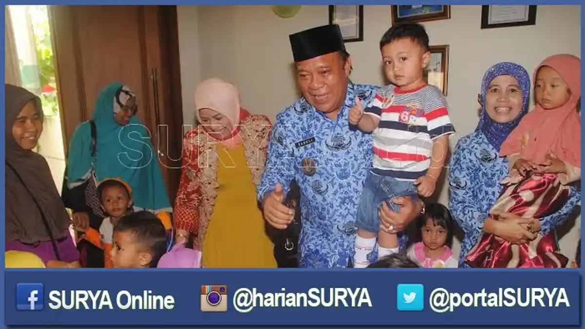 Ini yang Dilakukan Bupati Lamongan saat Blusukan di Hari Pertama Masuk Sekolah