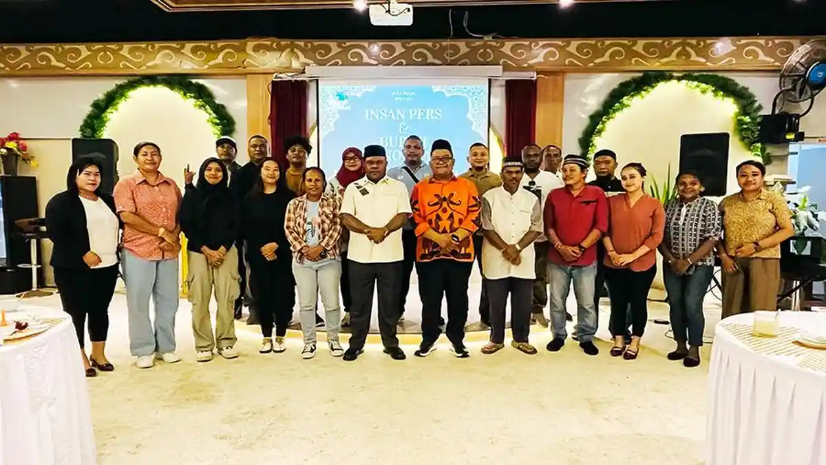 Bupati dan Wakil Bupati Manokwari Gelar Buka Puasa Bersama Jurnalis