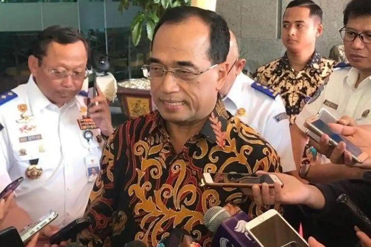 Tak Perlu Khawatir, Menhub Sebut Calon Penumpang Pesawat Positif Covid-19 Bisa Refund Tiket