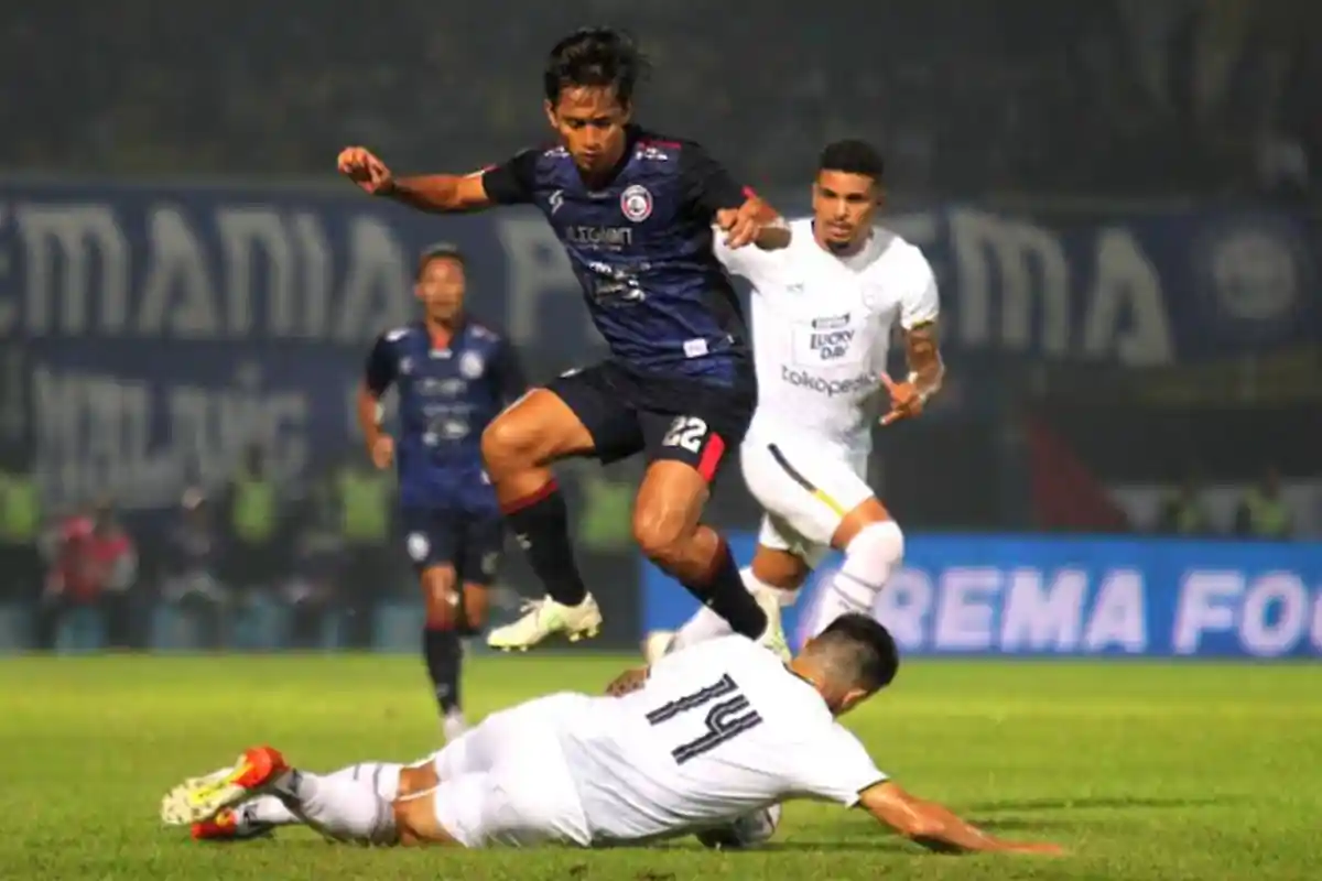 Para Striker Lokal Arema FC Cetak Gol Cantik Skor 4-0 Atas RANS Nusantara FC, Striker Asing?