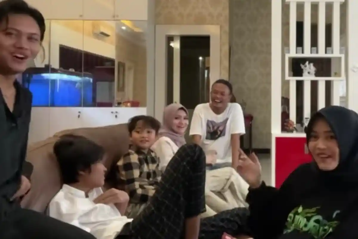 Kumpul dengan Rizky Febian dan Putri Delina, Sikap Nathalie Holscher Tampak Beda, Ada yang Berubah?
