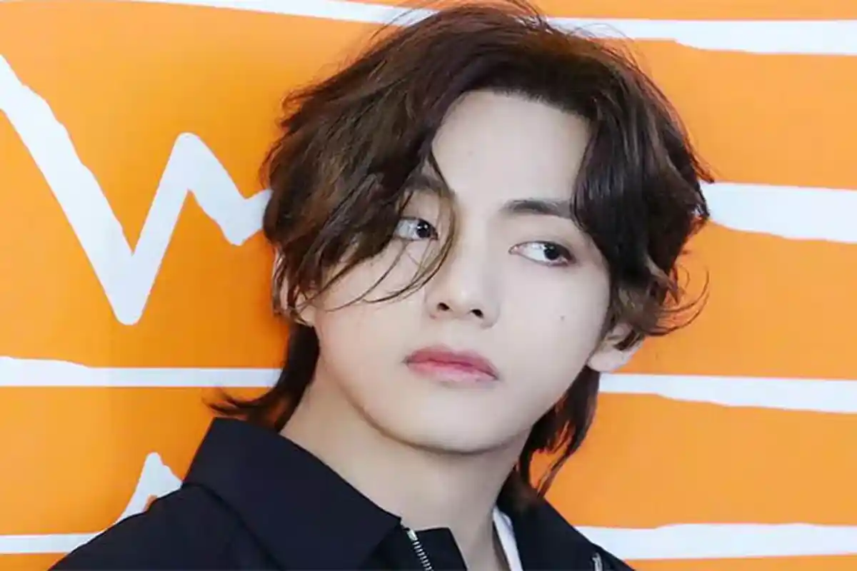 V BTS Muncul di Episode Perdana Drama Korea Our Beloved Summer, ARMY Penuh Semangat