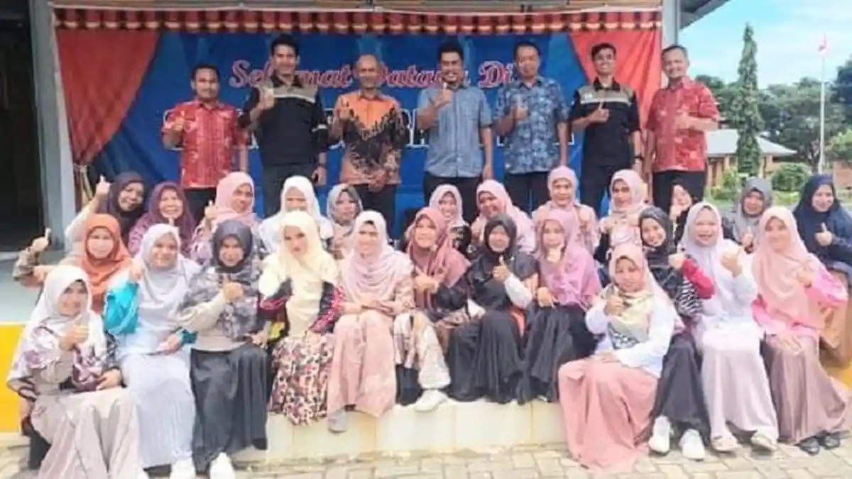 Guru SMKN 1 Abdya Dilatih Desain Pembelajaran Berbasis Literasi Numerasi