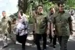 Siti Nurbaya dan Irman Gusman Usai Bertemu Presiden