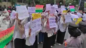 DEMO-SANTRIWATI-KEJARI-GRESIK.jpg