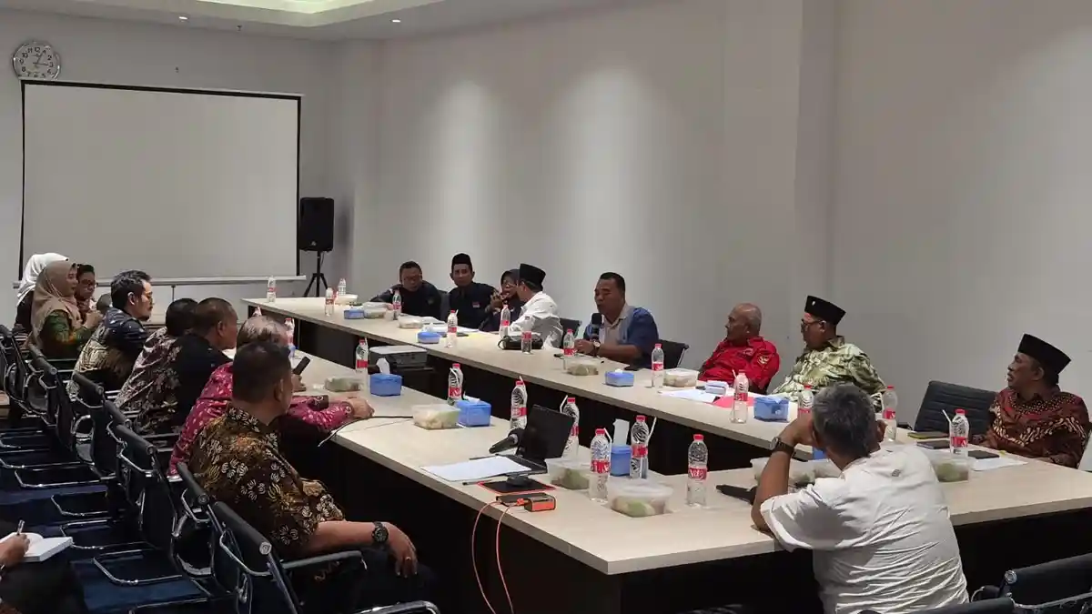 Депутат DPRD Банимас уходит в отставку из-за болезни, фракция PDI Perjuangan поддерживает замену