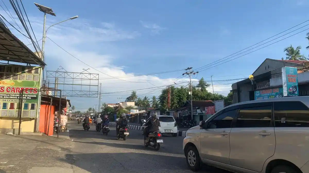 Waspada Hujan Sepanjang Hari, Cek Prediksi Cuaca 7 Kota Sumbar Hari Ini Selasa 21 April 2026