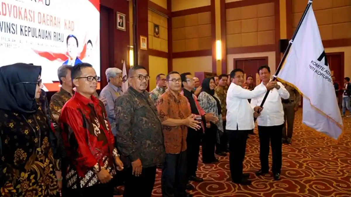Plt Gubernur Kepri Mengukuhkan Komite Advokasi Daerah Anti Korupsi, Misinya Mempersempit Gerak KKN
