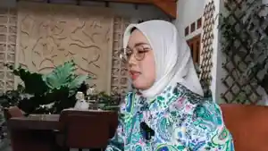 Anne-Ratna-Mustika-bupati-Purwakarta-periode-2018-2023-saat-menjalani-wawancara-khusus.jpg