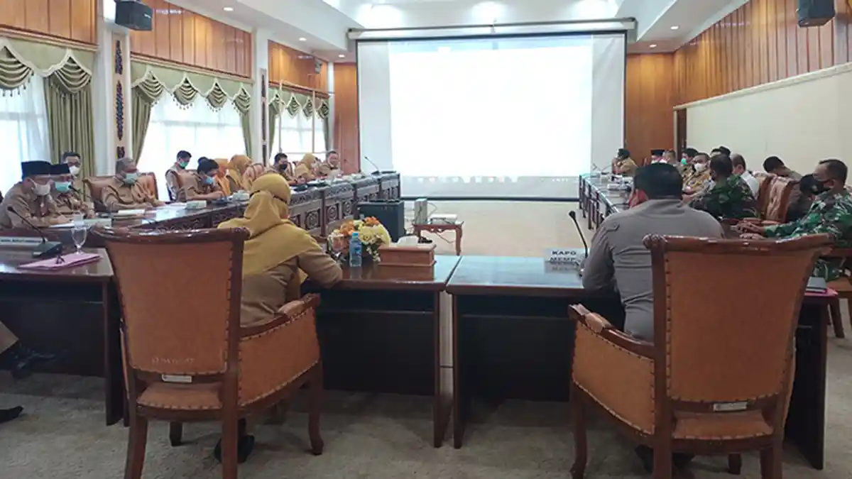 Percepat Putus Rantai Covid-19, Bupati Erlina Ajak Seluruh Masyarakat Sukseskan Program Vaksinasi