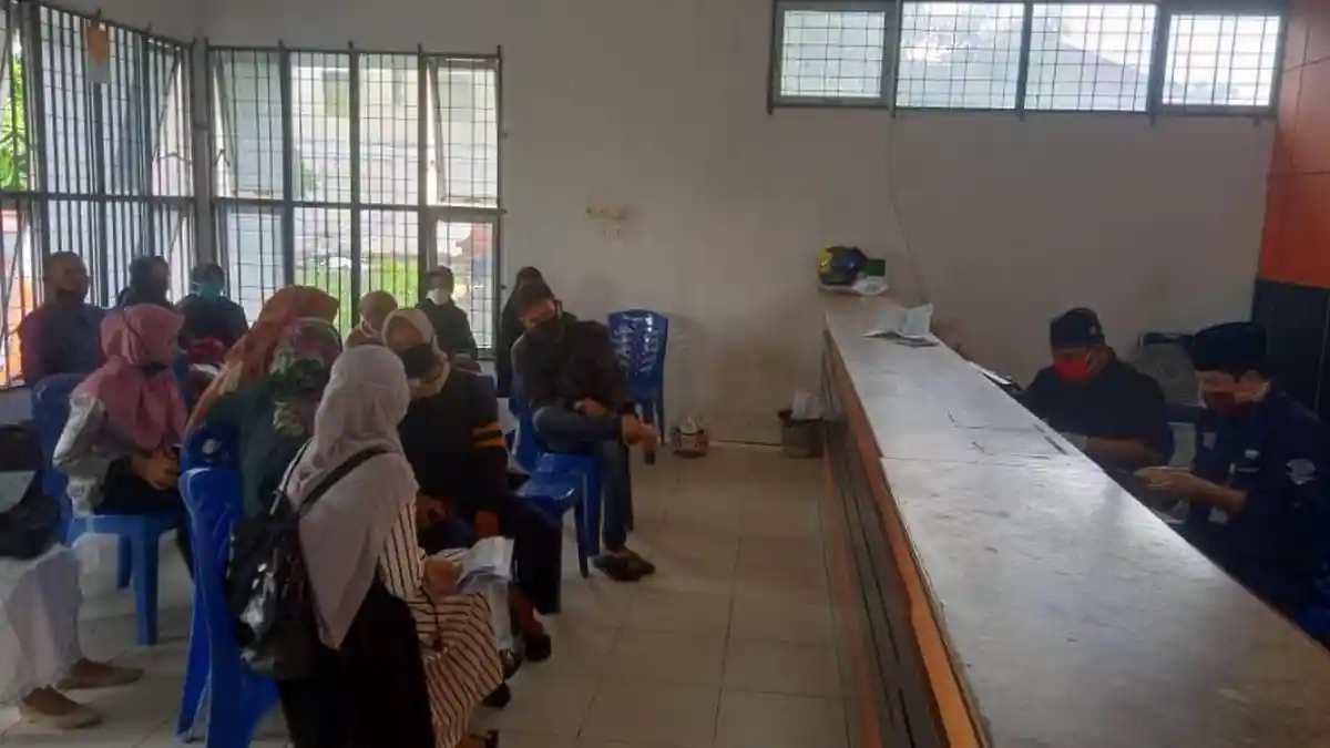 Warga Kecamatan Bengkalis Mulai Terima BST dari Pemerintah Pusat Melalui Kantor Pos