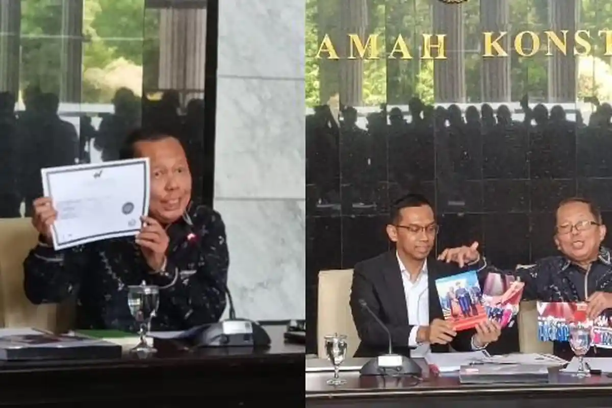 Bantah Tudingan Palsu, Arsul Sani Tunjukkan Ijazah Doktor Asli dan Transkrip Nilainya ke Publik