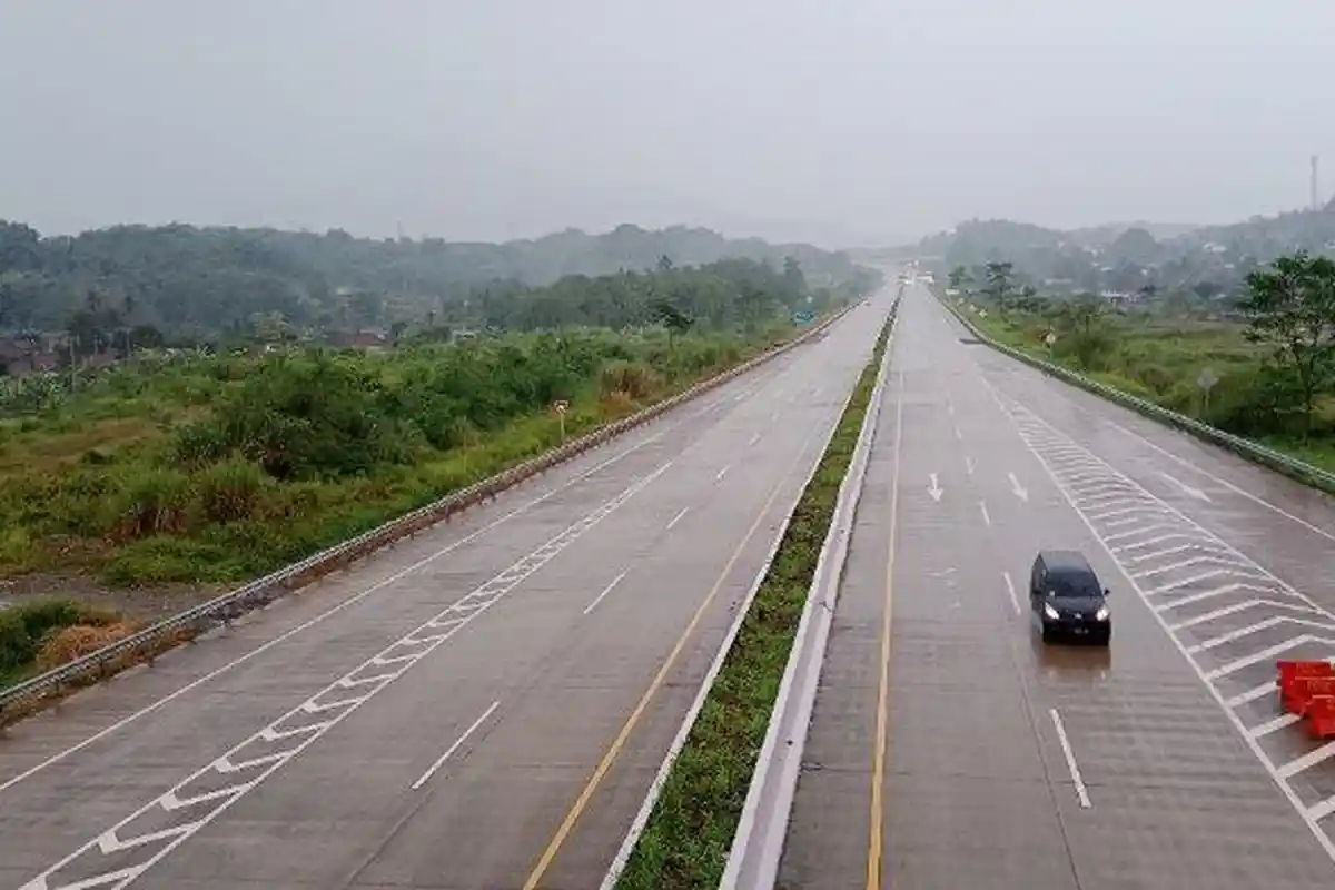 Berapa Harga Tarif Tol Cisumdawu? Ini Bocoran Harganya dari Ruas Cileunyi, Sumedang hingga Cimalaka