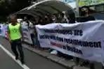 Sejumlah Imigran Pencari Suaka Aksi di UNHCR Medan
