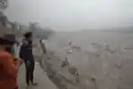 Lahar Dingin Gunung Semeru Luluh-lantahkan Desa Supiturang Lumajang