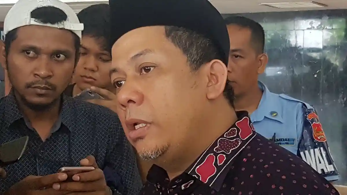 Fahri Hamzah: Hati-hati Pak Jokowi, Anda Bisa Masuk ke Pasal Impeachment