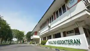 Gedung-Fakultas-Kedokteran-Universitas-Trunojoyo-Madura-telah-berdiri-megah.jpg