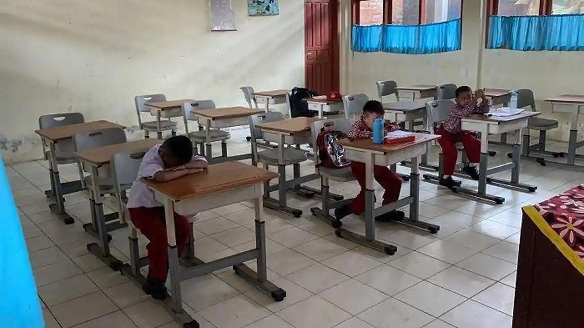 Miris, Hanya Dua Siswa yang Mendaftar, Sekolah Negeri di Padang ini Tutup Untuk Selamanya