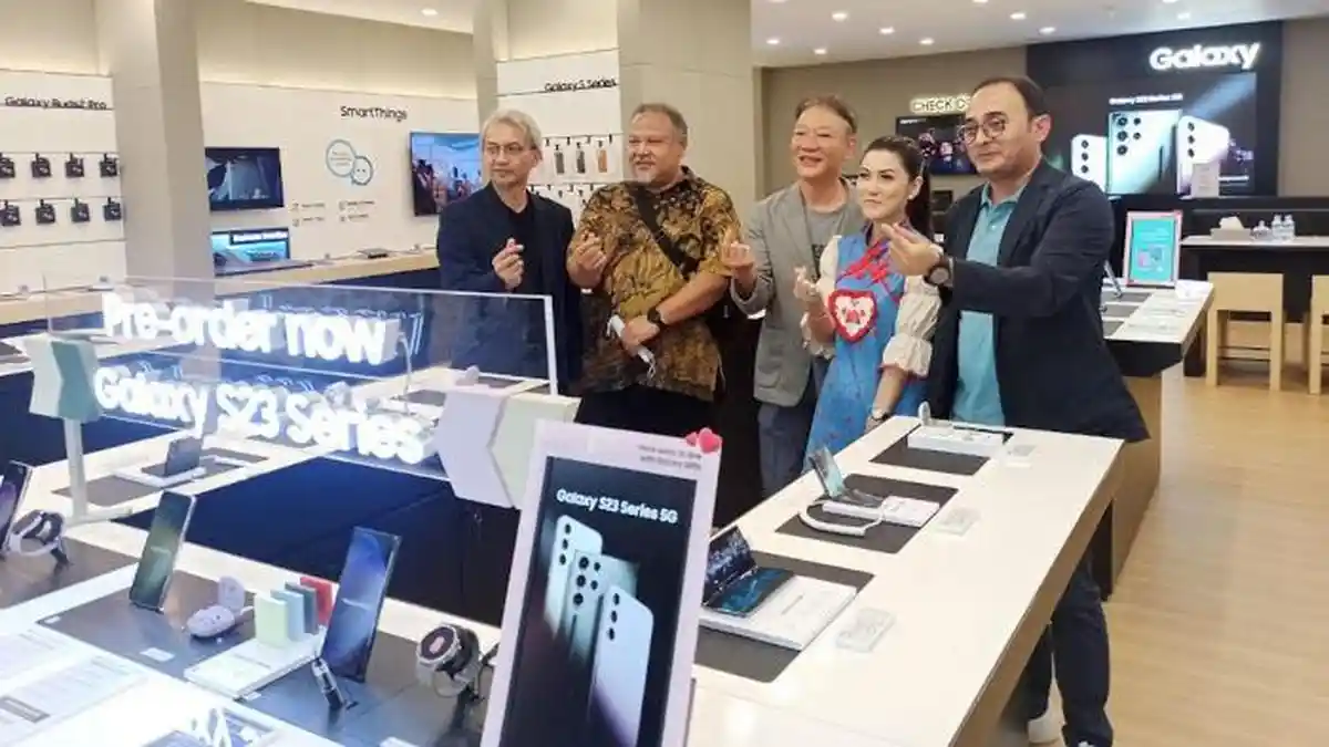 Pelanggan Premium Semakin Tumbuh, SES dengan Simulator Sepeda Hadir di Surabaya
