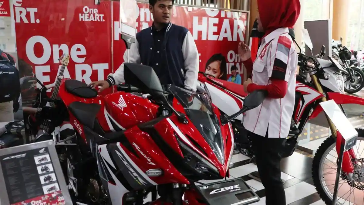 Update Daftar Harga Motor Honda dari Bebek sampai Sport