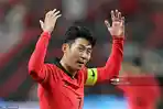 son-heung-min-dari-korea-selatan-merayakan-golnya-ke-gawang-kamerun.jpg