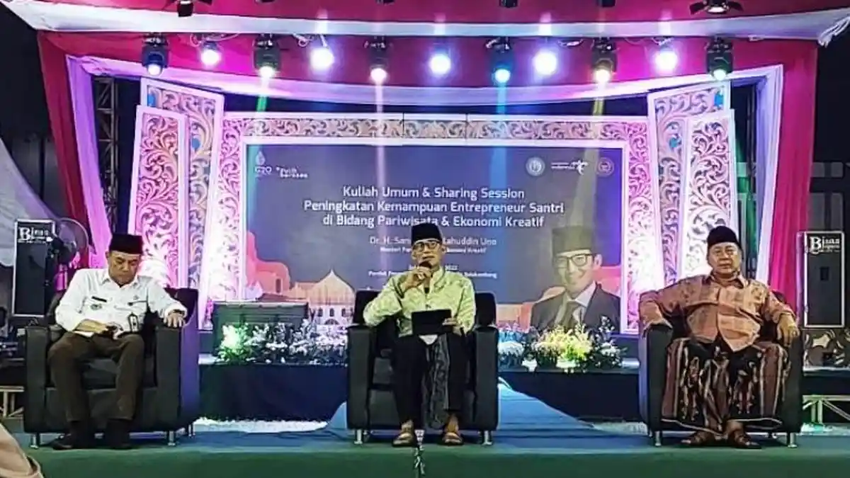 Adaptasi Era Digital, Menparekraf Sandiaga Uno Dorong Santri Jepara Jadi New Content Creator
