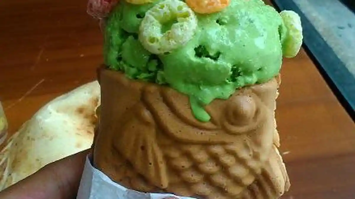 Lezatnya Taiyaki Ice Cream Selagi Hangat