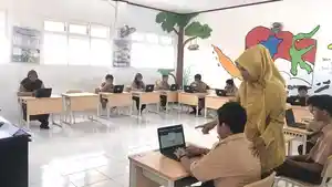 SDN-5-Palu-Jadi-Kandidat-Sekolah-Rujukan-Google-Pertama-di-Kota-Palu.jpg