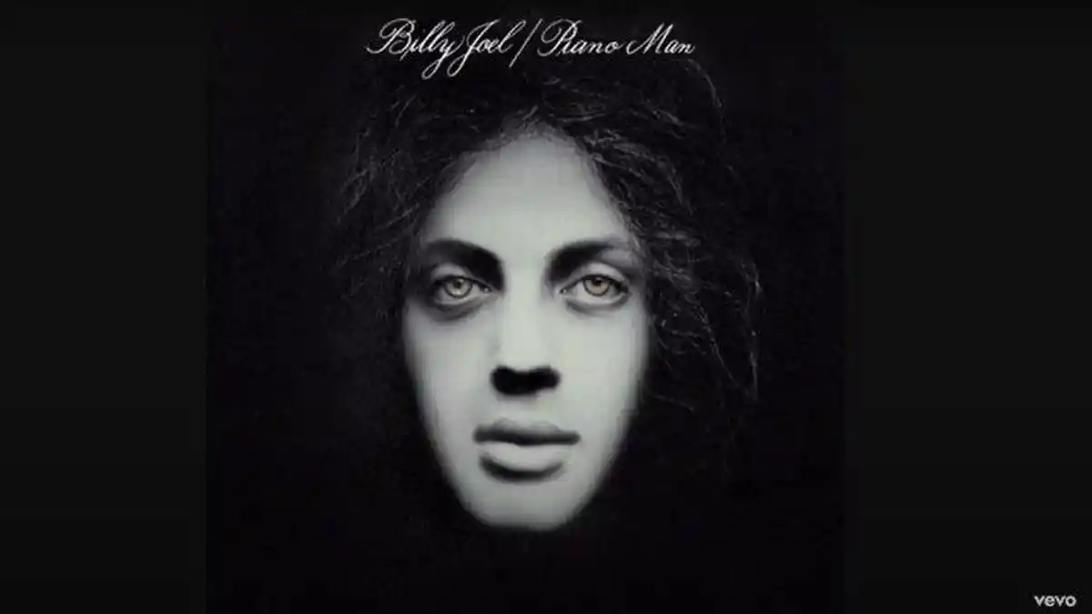 Arti Lagu Turn The Lights Back On Billy Joel, Lirik: I'm Late, But I'm Here Right Now