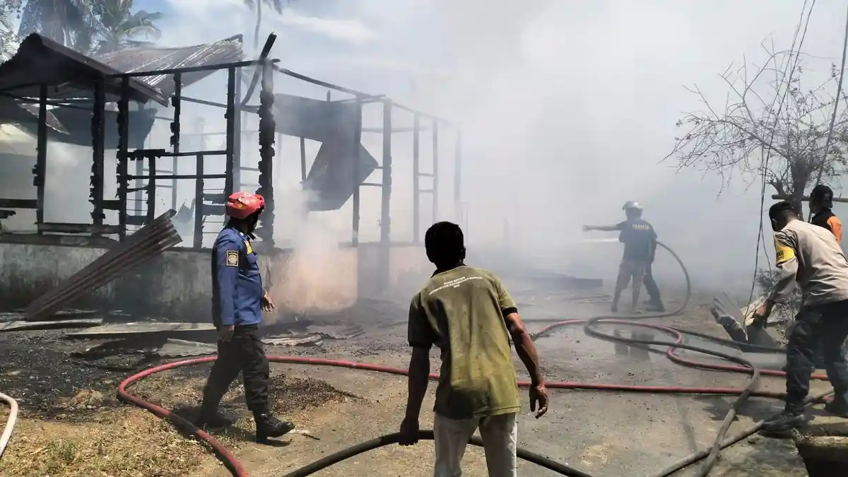 Enam Rumah di Aceh Besar Ludes Terbakar, Padi dan Sepmor Hangus Dilalap Api