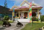 Museum-Kesultanan-Bulungan-yang-terletak-di-Tanjung-Palas.jpgTampak-Pantai-Tanah-Kuning-Mangkupadi.jpgKARANG-MALINGKIT.jpgPengunjung-berpose-di-kawasan-Wisata-Hutan-Mangrove-Desa-Ardimulyo-beberapa-waktu-lalu.jpgPengunjung-saat-berada-di-kawasan-Wisata-Alam-Batu-Tumpuk.jpgAir-Terjun-Kilometer-28.jpgSuasana-di-Kebun-Raya-Hutan-Bundayati-saat-diabadikan-TribunKaltaracom.jpg