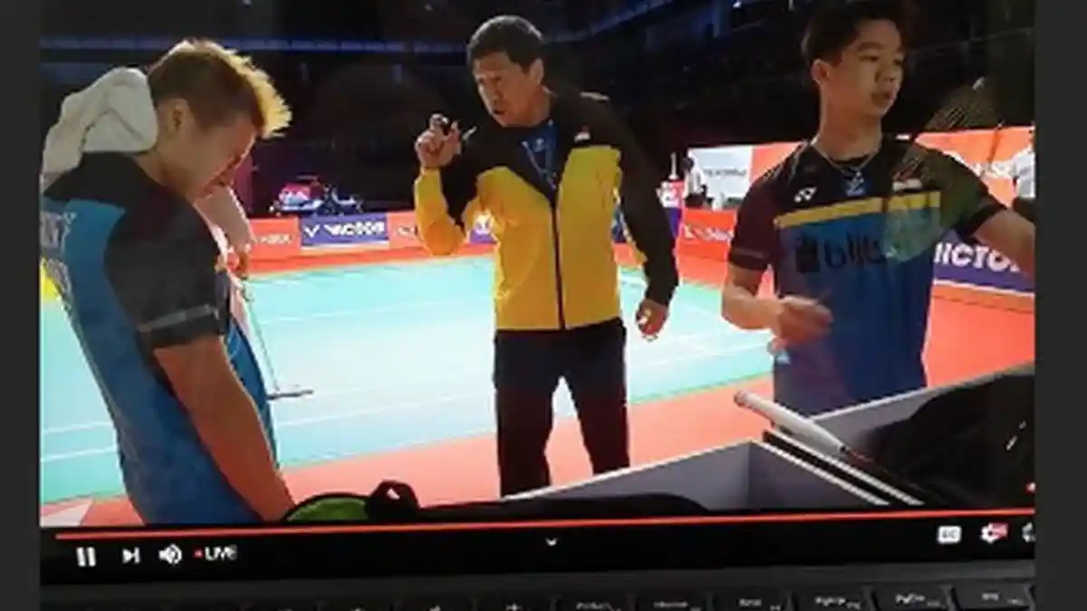 Marcus Gideon Pegangi Leher dan Tampak Kesakitan, Cedera Belum Sembuh?