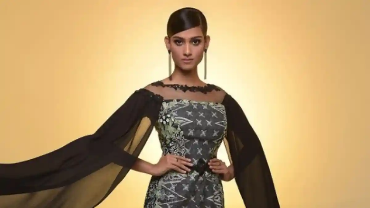 Warganet Heboh, Miss World Malaysia 2021 Klaim Batik Berasal dari Malaysia