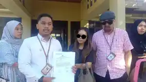 Cerita-Wanita-di-Kendari-Gerebek-Suami-Nikah-Siri-Bawa-Bukti-Dugaan-Perselingkuhan-ke-Polda-Sultra.jpg