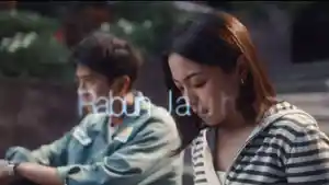 Potret-Video-klip-Bernadya-dalam-Lagu-Rabun-Jauh-yang-dirilis-pada-2026.jpg