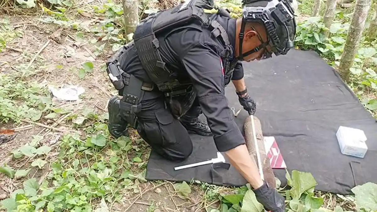 Mortir Sisa Perang Dunia II Ditemukan di Belakang Rumah Warga Kampung Sereh Sentani Papua