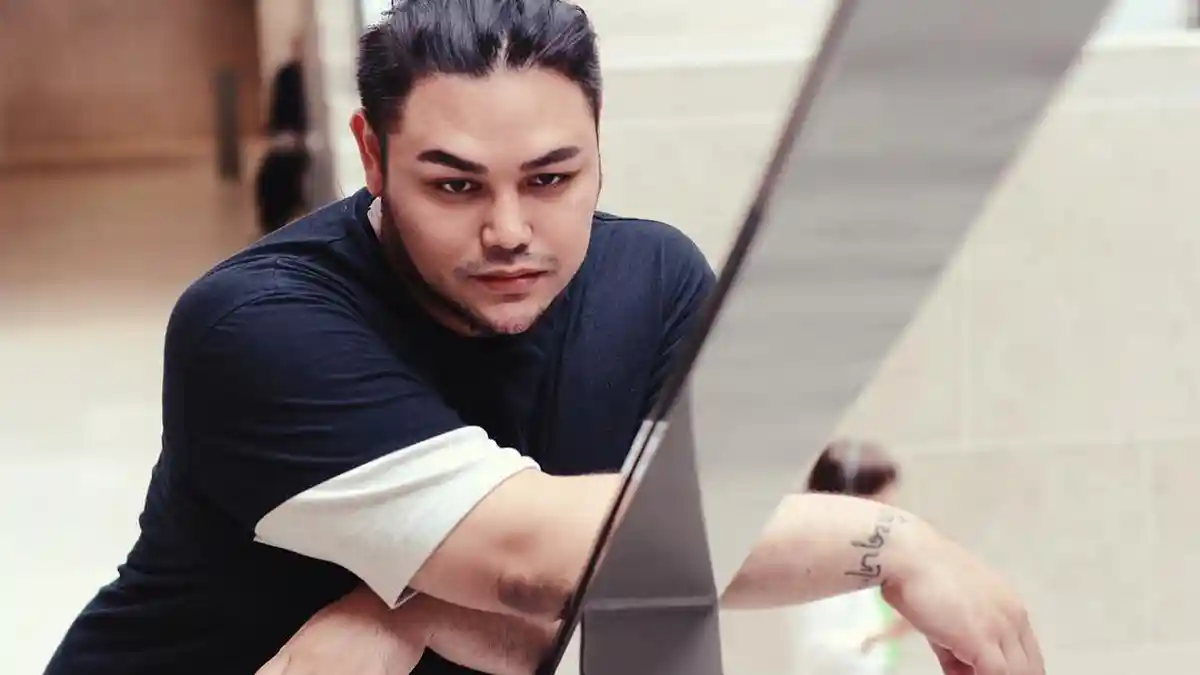 Obat Jerawat, Gunakan Masker Minyak Kelapa, Kulit akan Bebas Noda Jerawat seperti Ivan Gunawan
