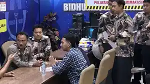20260401_Ketua-Korkom-HMI-Unissula-Semarang-Aldi-Maulana-diperiksa-di-SPKT_1.jpg