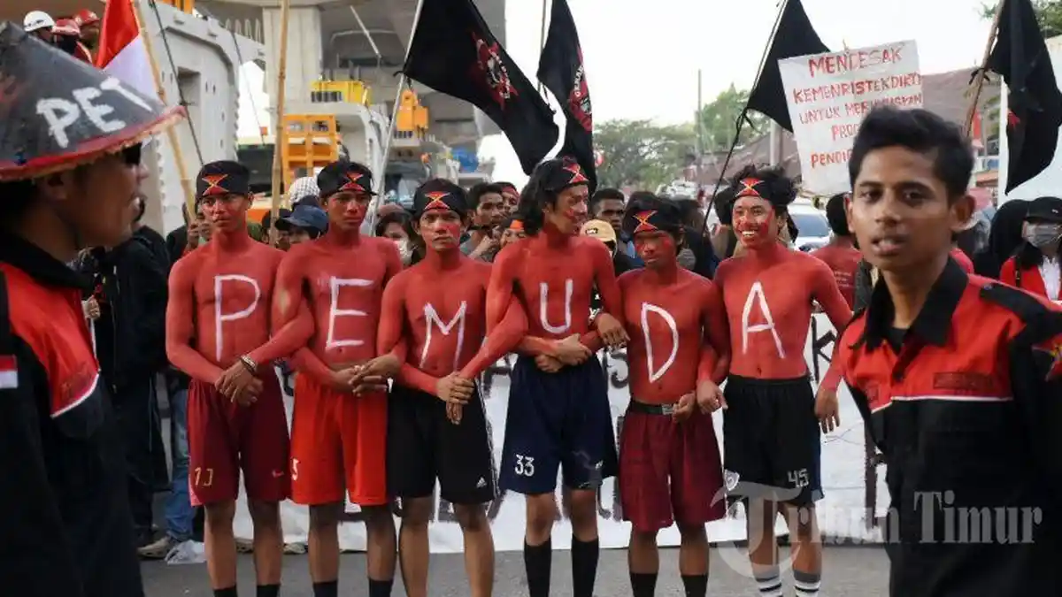FOTO: Mahasiswa Demo Teatrikal Peringati Hari Sumpah Pemuda