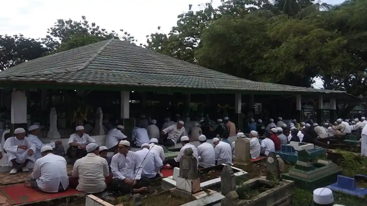 Rangkaian Ziarah Kubro di Palembang, Ribuan Umat Ziarah di Makam Al Habib Ahmad Syech Shahab