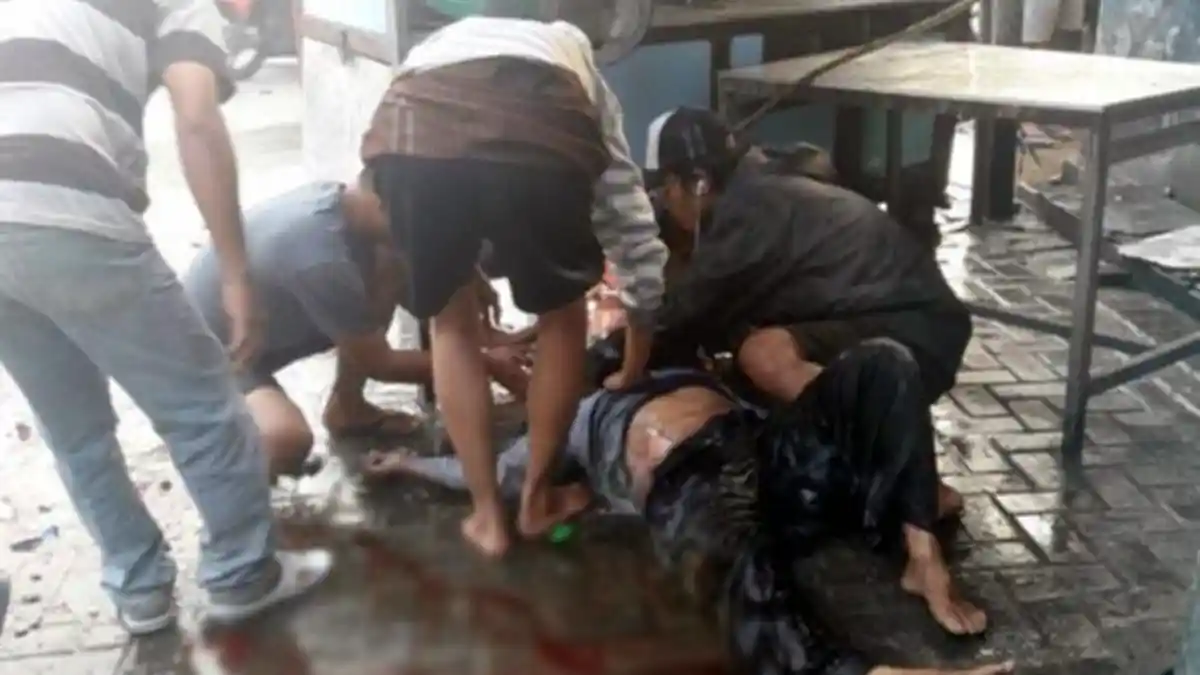 Darah Berceceran di TKP Ledakan Tabung Gas Tukang Balon di Cipondoh