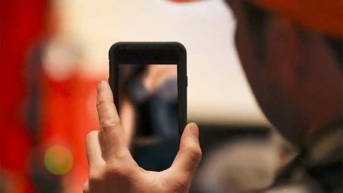 Viral Video Panas Pelajar SMK di Tuban, 6 Orang di Kamar hingga Terkuak lewat Kaus Kaki