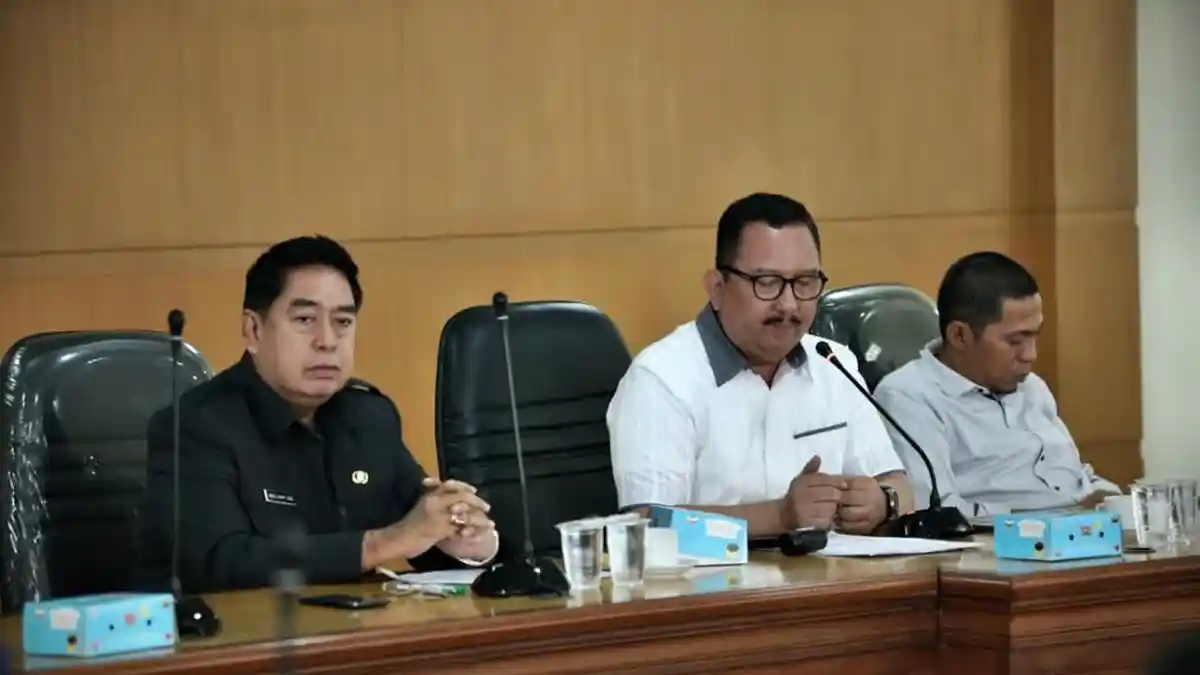 FOTO: DPRD Sulsel Rapat Kerja Banggar dan Tim Anggaran Pembangunan Daerah