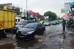 setiap-turun-hujan-kota-cimahi-kerap-dikepung-banjir-di-sejumlah-titik.jpg