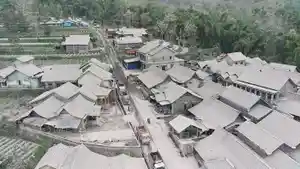 Pemukiman-warga-terdampak-hujan-abu-gunung-merapi.jpg