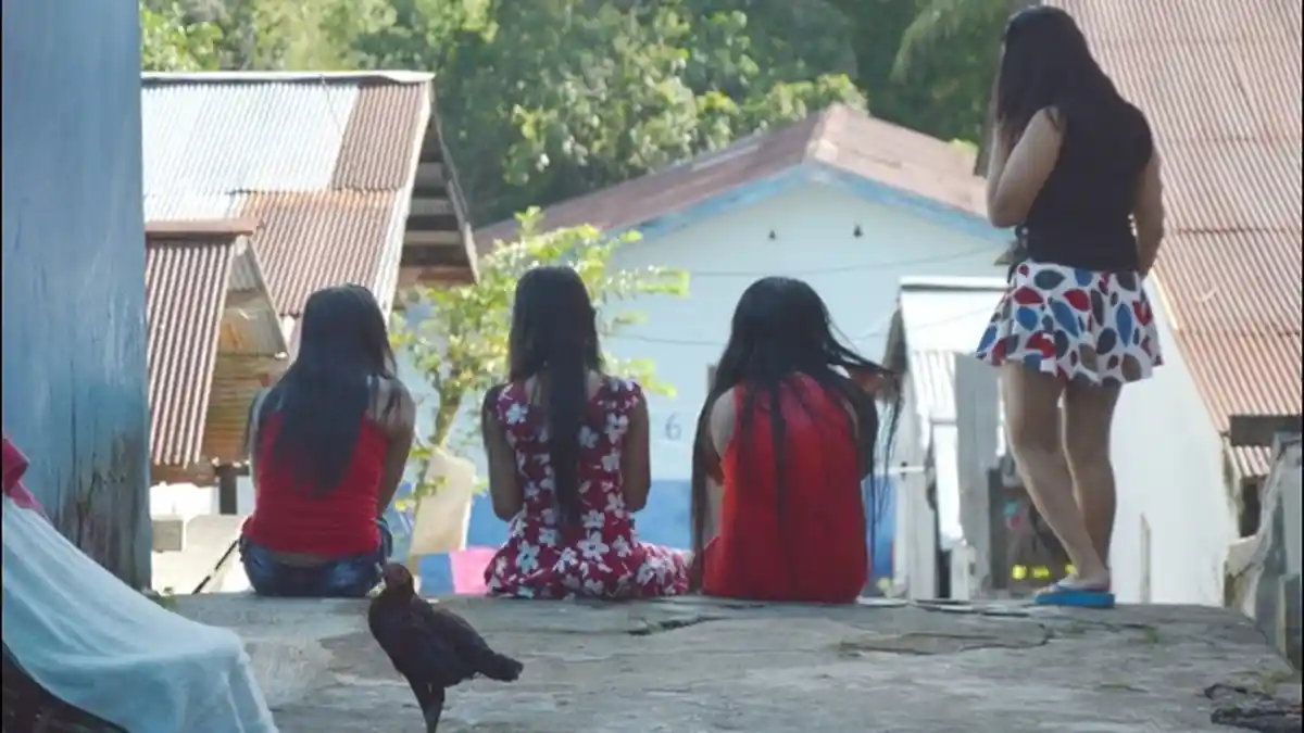 Lokalisasi Km 17 Mau Ditutup tapi PSK Berpakaian Minim Masih Bersliweran