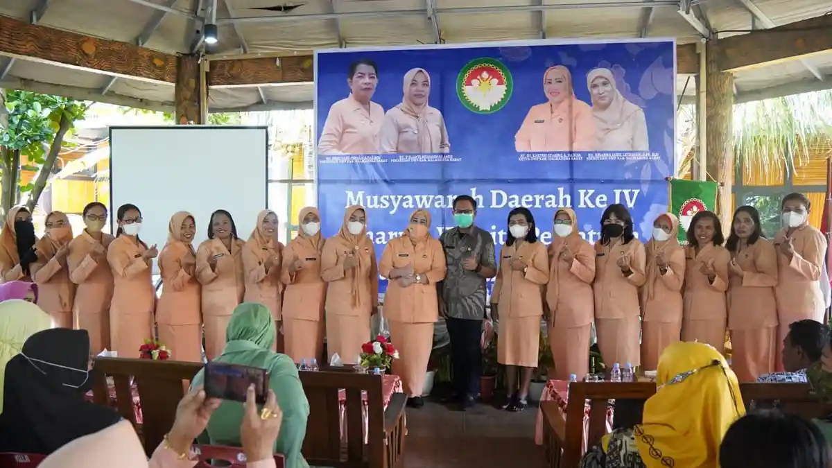 Istri-Istri  ASN di Halmahera Barat Kolaborasi  Melalui Forum  Dharma Wanita Persatuan