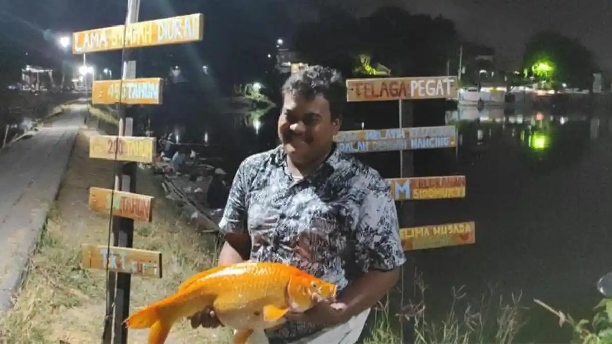 Benahi Telaga Peninggalan Sunan Giri, Kelompok Pemuda Gresik Sulap Menjadi Wisata Memancing